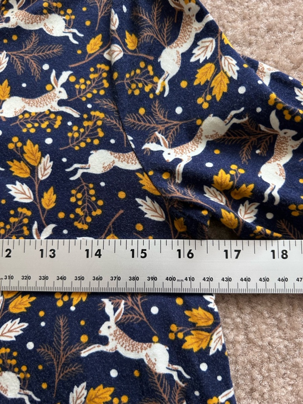 Boden Hare Rabbit Print Long Sleeve Crewneck Top - Picture 8 of 9